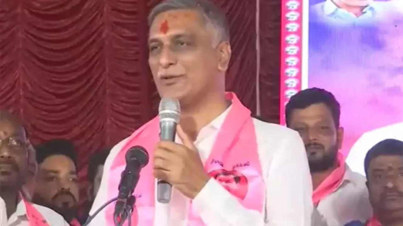 ‘పూటకో మాట.. రోజుకో అడ్రస్’