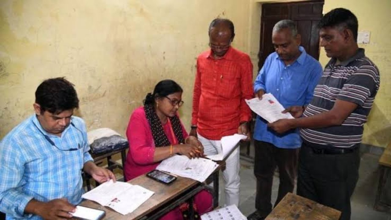 SIR : ఆ జిల్లాలో 2 లక్షల ఓట్లు డిలీట్.. ఏ పార్టీకి లాస్ అంటే?