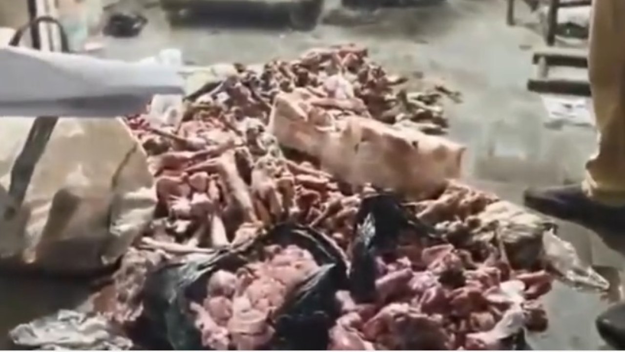 Meat : నగరవాసులకు హెచ్చరిక.. మటన్లో ఎద్దు మాంసం మిక్స్!