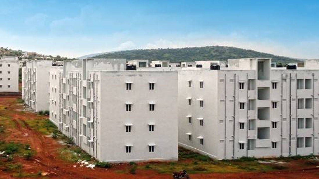 Indiramma Urban Housing: సొంతిల్లు లేని పట్టణ వాసులకు గుడ్ న్యూస్!