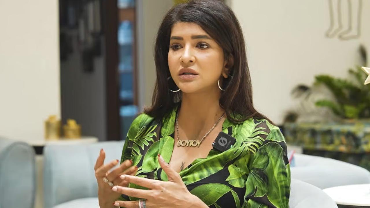 ‘పౌరుల మౌనం అత్యంత ప్రమాదకరం..’: మంచు లక్ష్మి భావోద్వేగం!