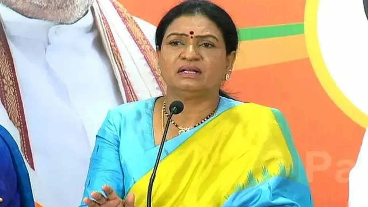 DK Aruna : సీఎం కుర్చీ గల్లంతే.. కేంద్రం వద్ద కాంగ్రెస్ అవినీతి చిట్టా