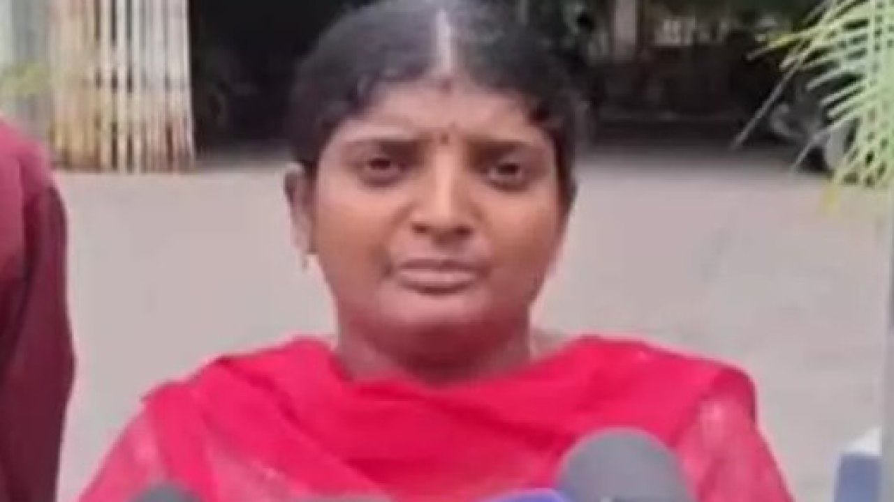 HYD : పాతబస్తీలో ఎంఐఎం అరాచకాలు.. మహిళా బీఎల్‌వోపై దాడి