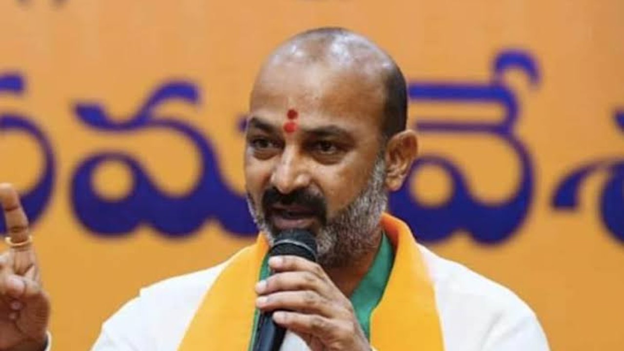 BJP : కేసీఆర్ గతే కాంగ్రెస్కు పడుతుంది : బండి సంజయ్