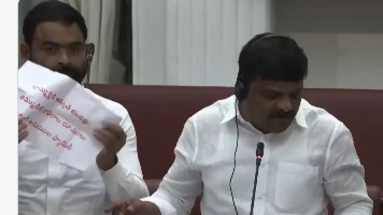 BRS : బీఆర్ఎస్ ఎమ్మెల్సీలకు నో కవరేజీ.. శంభీపూర్ రాజు ఏం చేశారంటే?