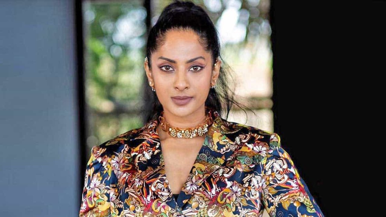Shriya Reddy: మహాకాళి కోసం కత్తిసాము..లేటెస్ట్ ఫొటోస్ వైరల్!