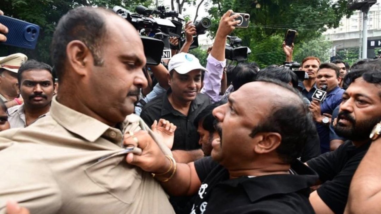 TG : అసెంబ్లీ గేట్ ముందు గొడవపై వీడియో రిలీజ్ చేసిన ప్రభుత్వం
