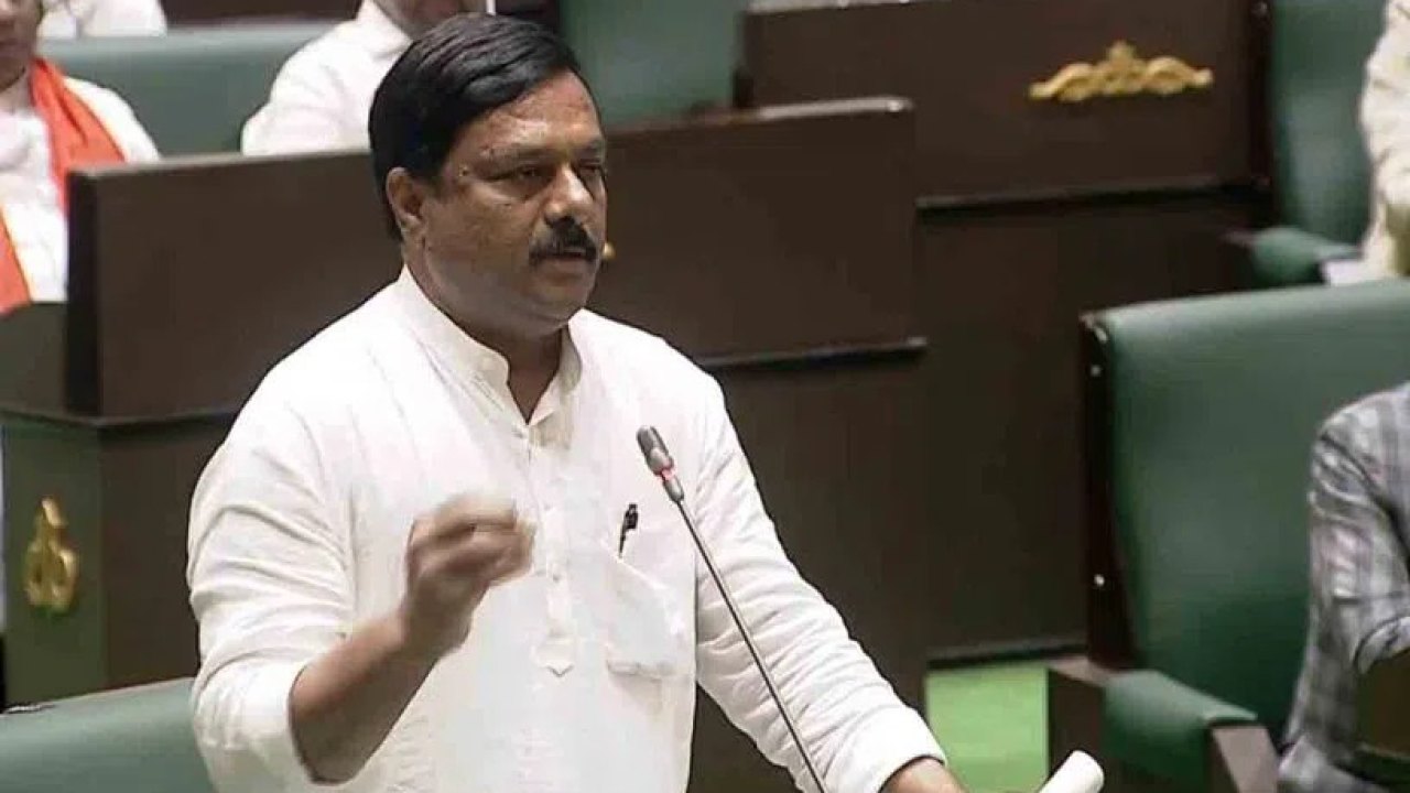 Alleti Maheshwar Reddy: రేవంత్ రెడ్డి కొత్తగా "రూల్ బుక్" ఏమైనా పెట్టుకున్నారా?’.. మహేశ్వర్ రెడ్డి ప్రశ్న..