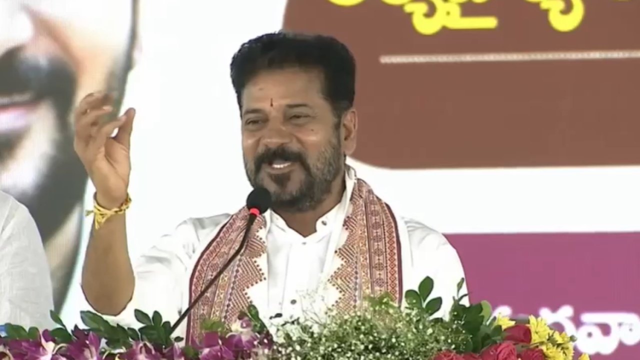కోమట్ల వద్ద కోడిగుడ్డంత బంగారమైనా ఉంటుంది: సీఎం రేవంత్రెడ్డి