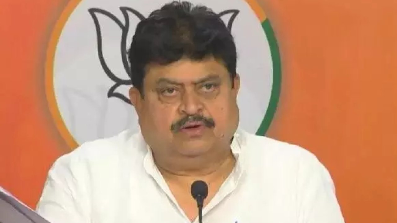 BJP : కాంగ్రెస్ వర్సెస్ బీజేపీ.. రాంచందర్ రావు హౌస్ అరెస్టు