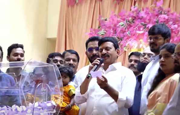 Indiramma Houses: అర్హులైన పేదలందరికీ ఇందిరమ్మ ఇళ్లు, పదేళ్ల తర్వాత అమ్ముకోవచ్చు- మంత్రి పొంగులేటి