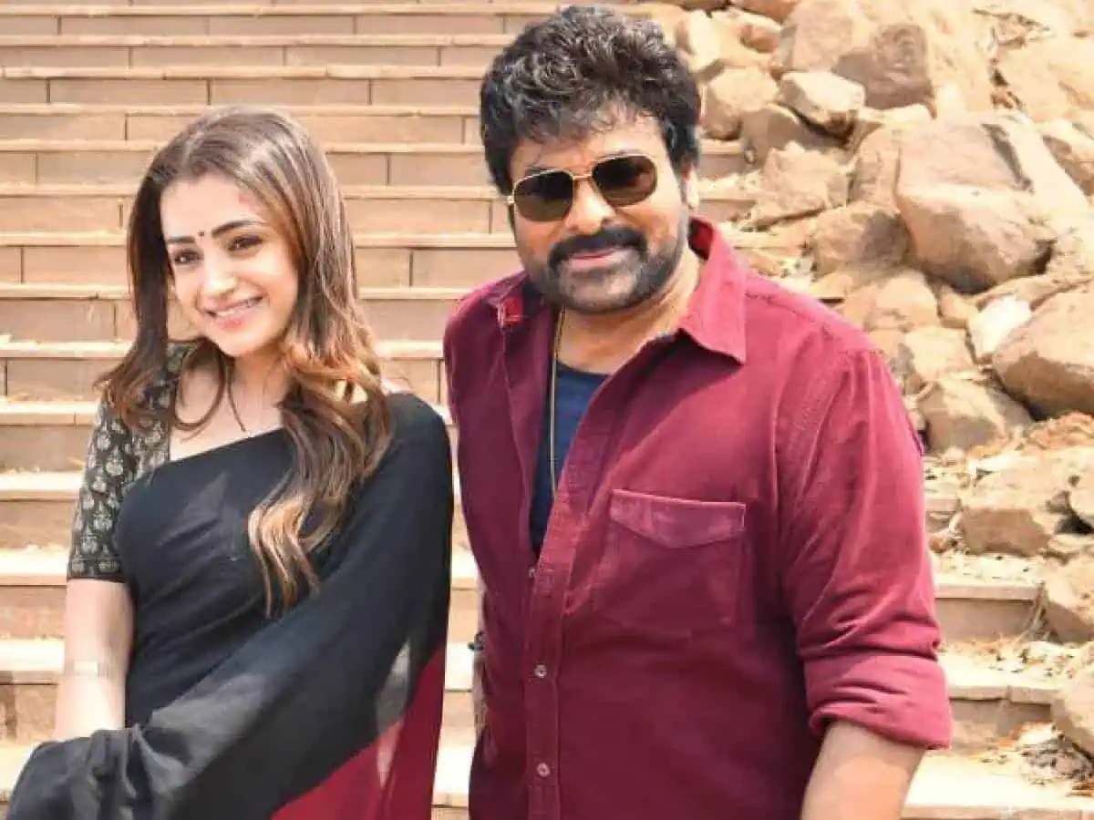 Trisha Krshnan: టాలీవుడ్ కంబ్యాక్ మూవీపై ఆశలు..అసలు రిలీజవుతుందా?