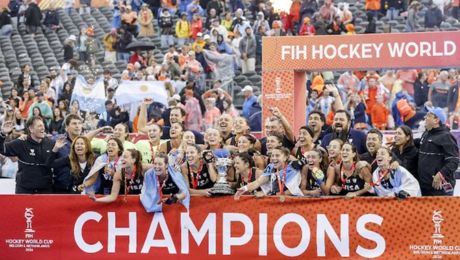 WomenHockeyWC: డచ్ ఆధిపత్యానికి బ్రేక్.. విశ్వవిజేతగా అర్జెంటీనా!