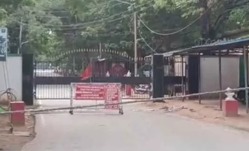 HYD : మద్రాస్ రెజిమెంట్‌లో నాలుగు ఏకే 47 తుపాకులు చోరీ!