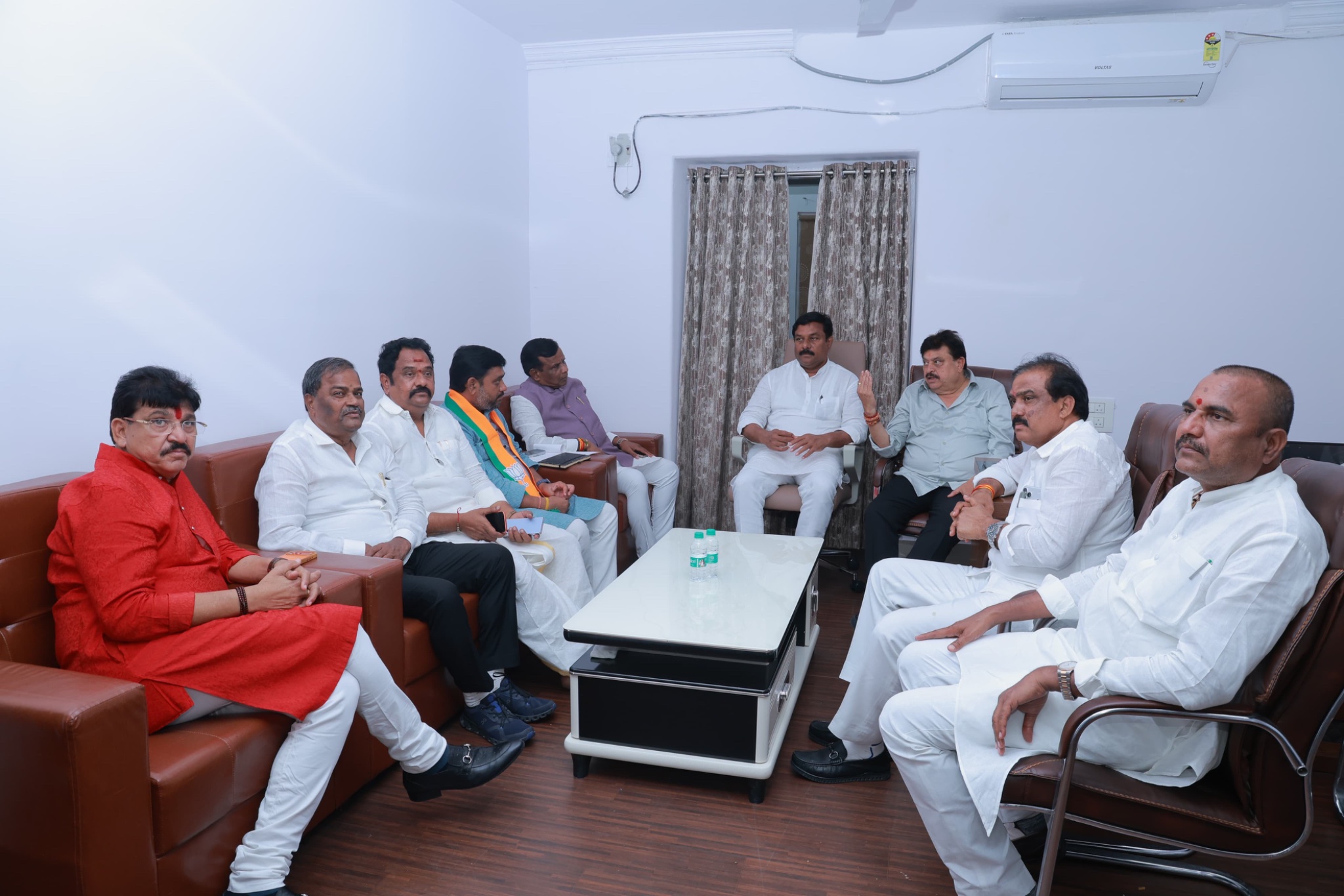 BJP : అసెంబ్లీ సెషన్స్.. 22ఏ,బకాయిల విడుదలపై బీజేపీ తాడో పేడో..