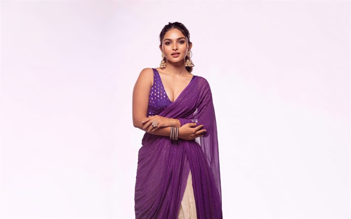 Kayadu Lohar: మూడు సినిమాలతో అలరించబోతున్న గ్లామర్ బ్యూటీ!