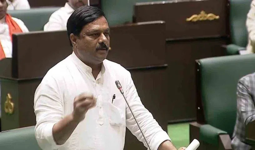 Alleti Maheshwar Reddy: రేవంత్‌ రెడ్డి కొత్తగా "రూల్‌ బుక్‌" ఏమైనా పెట్టుకున్నారా?’.. మహేశ్వర్‌ రెడ్డి ప్రశ్న..