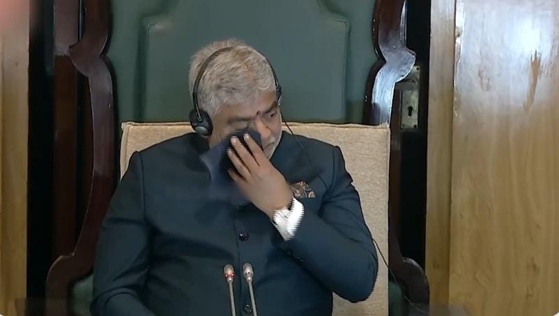 అసెంబ్లీలో స్పీకర్ కంటతడి..  సభలో ఒక్కసారిగా నిశ్శబ్దం!