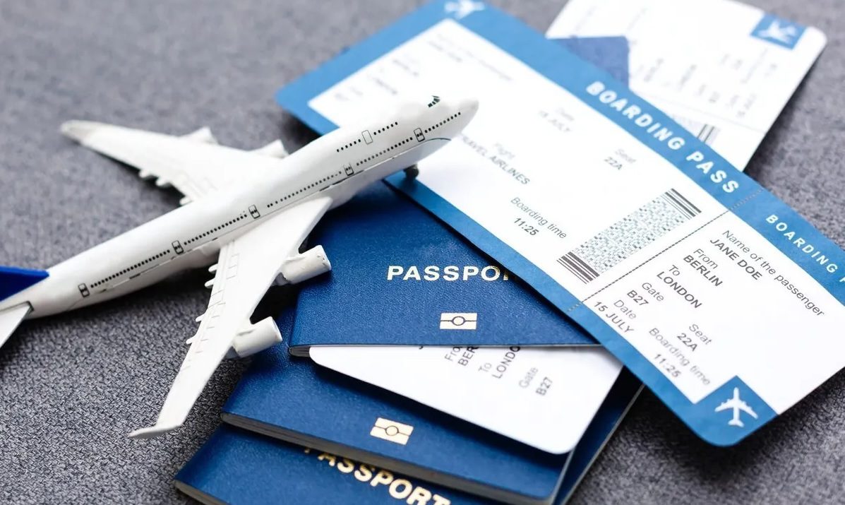 Flight Ticket Prices : ఫ్లైట్ టికెట్ ధరలకు రెక్కలు.. పండుగ సీజన్‌లో 300% వరకు పెంపు!